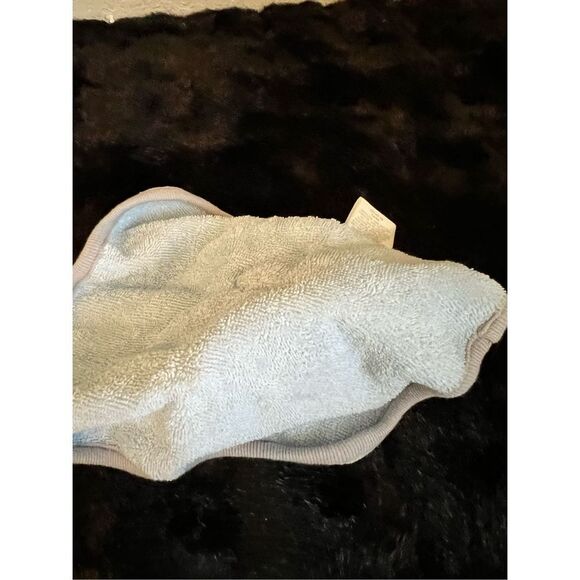 Cloud Island Critters Shark 8 x 8" Terry Cloth Bath Lovey - Picture 3 of 3